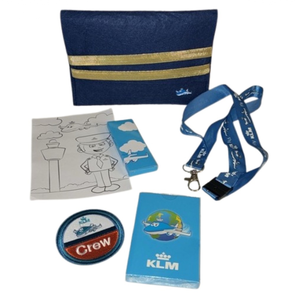 KLM kids pouch activity flying travel Royal Dutch Airlines Kids packs